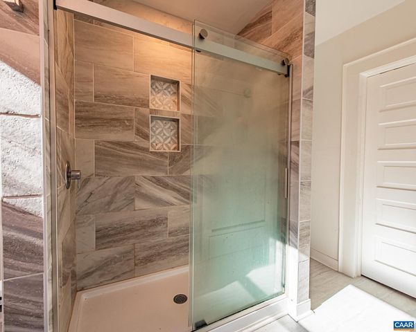 430 11TH ST, Charlottesville, VA 22903