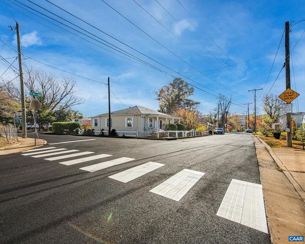 430 11TH ST, Charlottesville, VA 22903