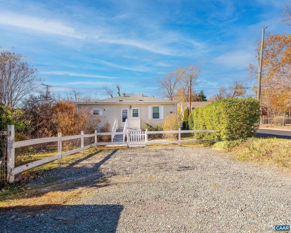 430 11TH ST, Charlottesville, VA 22903