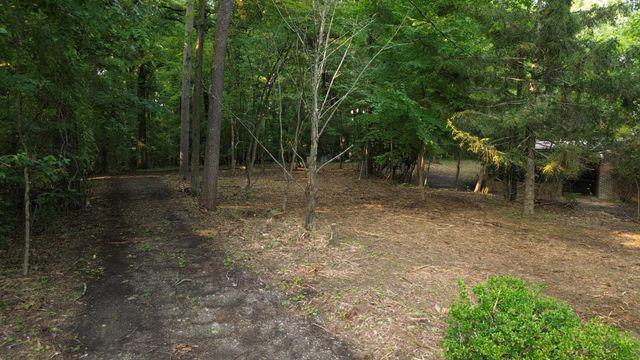 276 Oak Road, Spring City, TN 37381