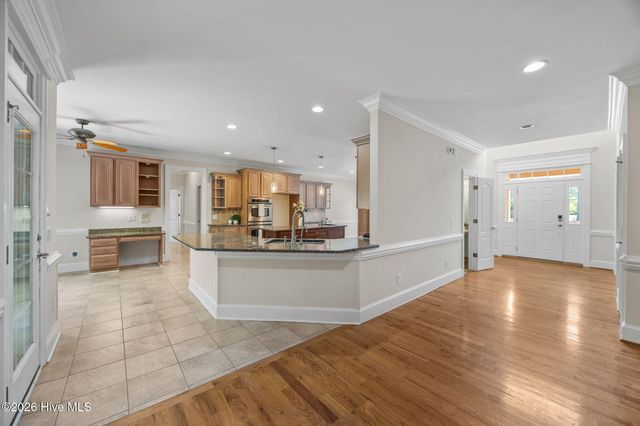 2800 Marylebone Circle, Greenville, NC 27858