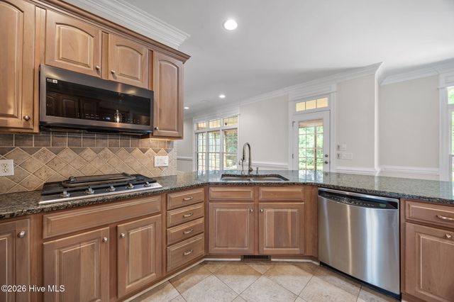 2800 Marylebone Circle, Greenville, NC 27858