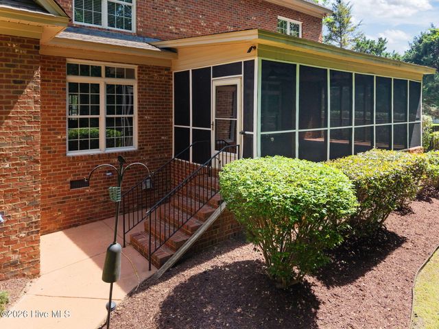 2800 Marylebone Circle, Greenville, NC 27858