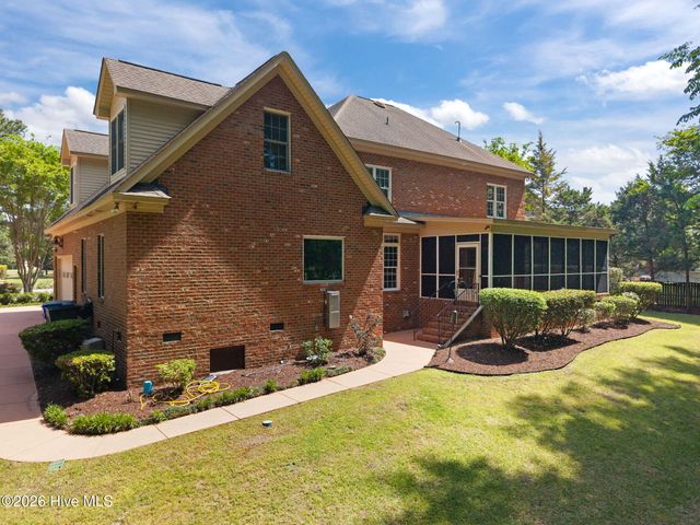 2800 Marylebone Circle, Greenville, NC 27858