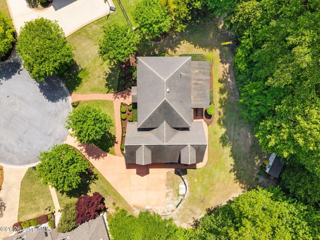 2800 Marylebone Circle, Greenville, NC 27858