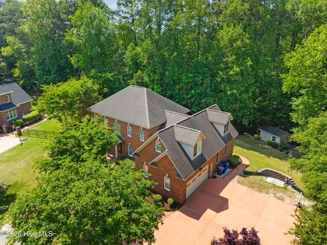 2800 Marylebone Circle, Greenville, NC 27858