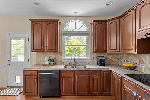 5009 Sadler Place Ter, Glen Allen, VA 23060
