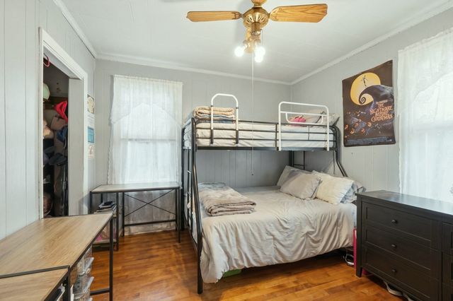 10 Mildred Ave, Worcester, MA 01603