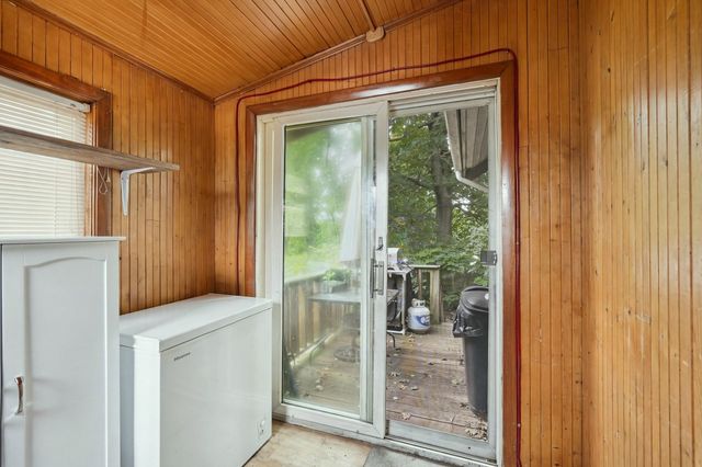 10 Mildred Ave, Worcester, MA 01603
