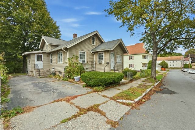 10 Mildred Ave, Worcester, MA 01603