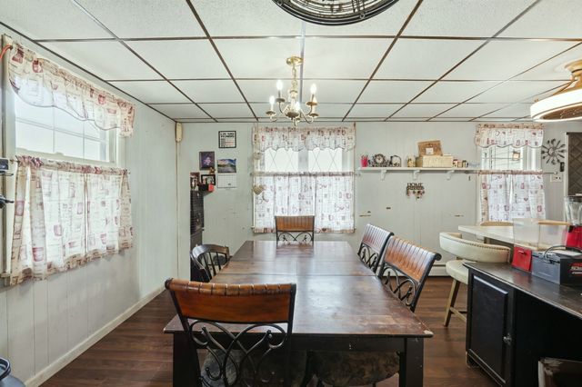 10 Mildred Ave, Worcester, MA 01603