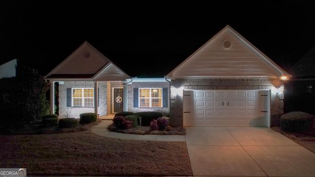 848 Crossroads Court, Social Circle, GA 30025