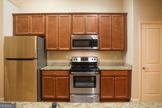 848 Crossroads Court, Social Circle, GA 30025