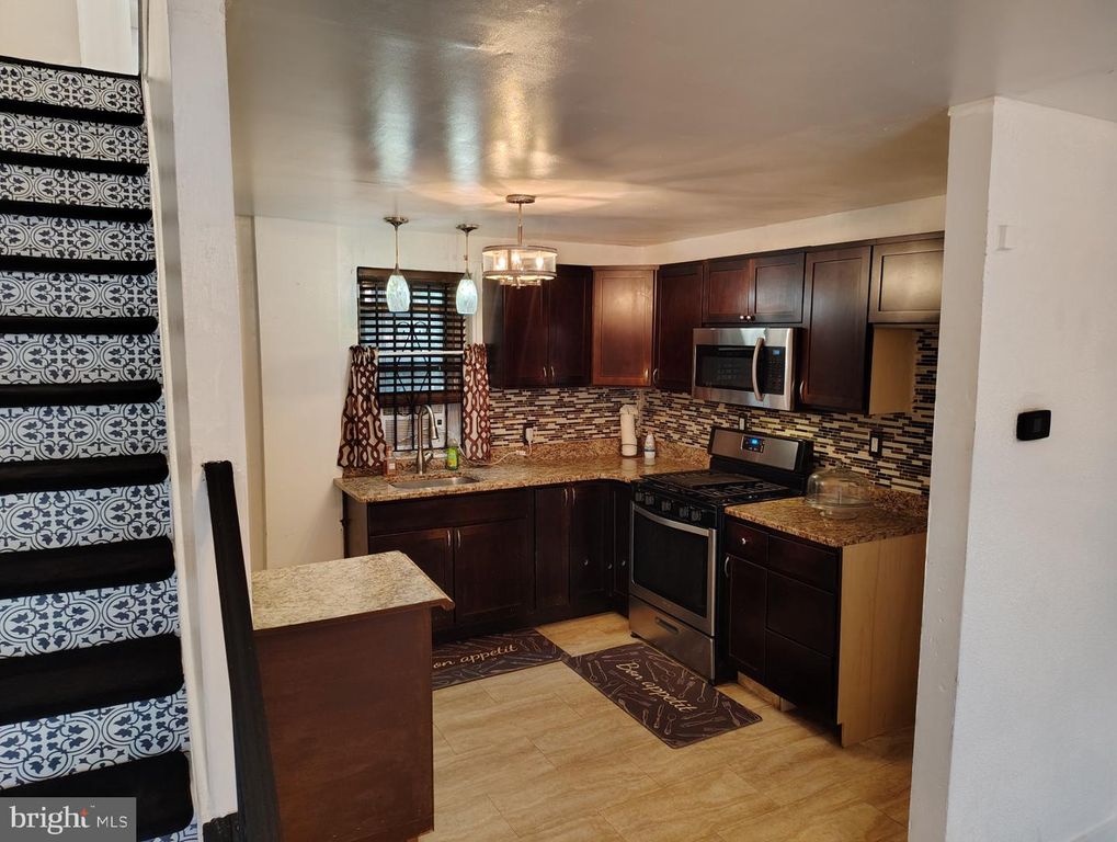 1113 N UNION ST, PHILADELPHIA, PA 19104 — photo 5