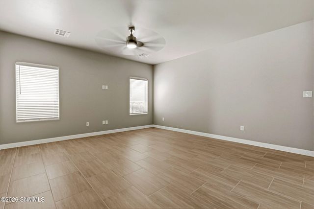 3512 King Fisher Street, Las Cruces, NM 88012