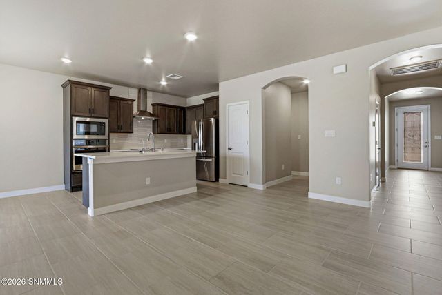 3512 King Fisher Street, Las Cruces, NM 88012