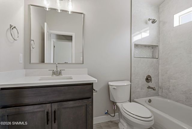 3512 King Fisher Street, Las Cruces, NM 88012