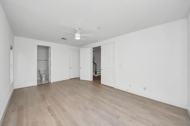 4005 Woodshire Village Estate, Houston, TX 77025