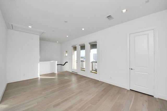 4005 Woodshire Village Estate, Houston, TX 77025