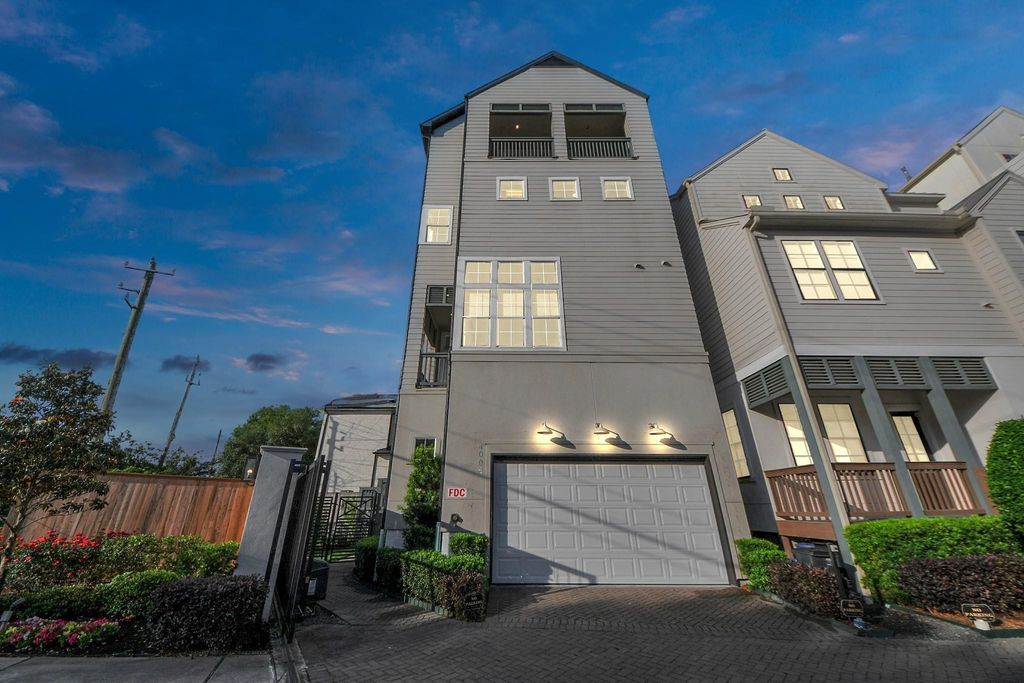 4005 Woodshire Village Estate, Houston, TX 77025