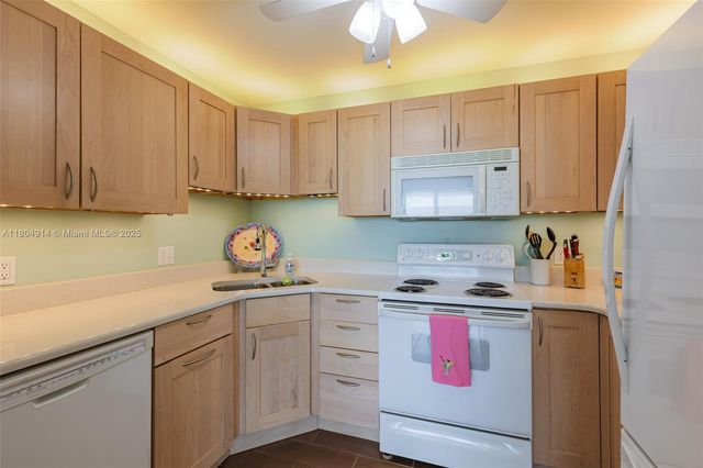 2000 Coco Plum Drive 301, Marathon, FL 33050