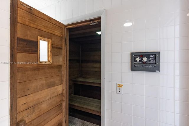 2000 Coco Plum Drive 301, Marathon, FL 33050