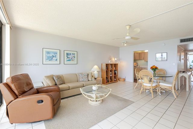 2000 Coco Plum Drive 301, Marathon, FL 33050