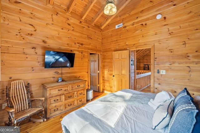 907 Ripshin Mountain Road, Blue Ridge, GA 30513