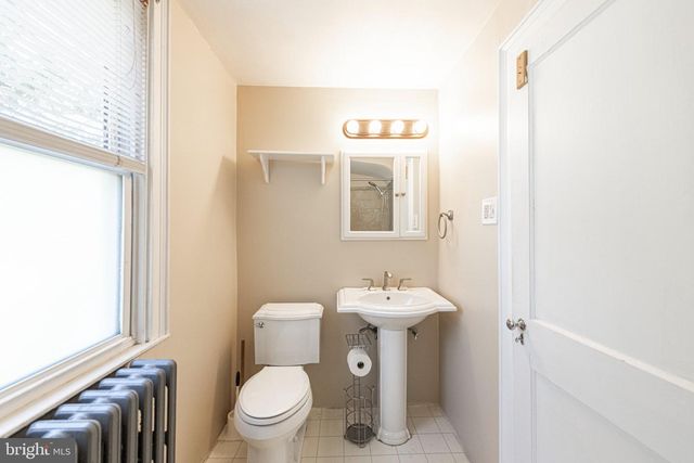 117 MANAVON ST, Phoenixville, PA 19460