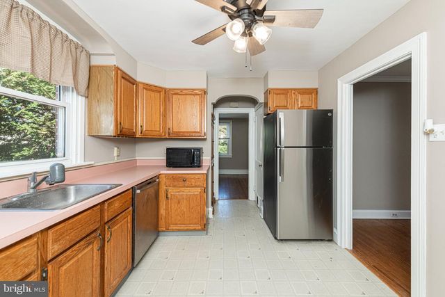 117 MANAVON ST, Phoenixville, PA 19460