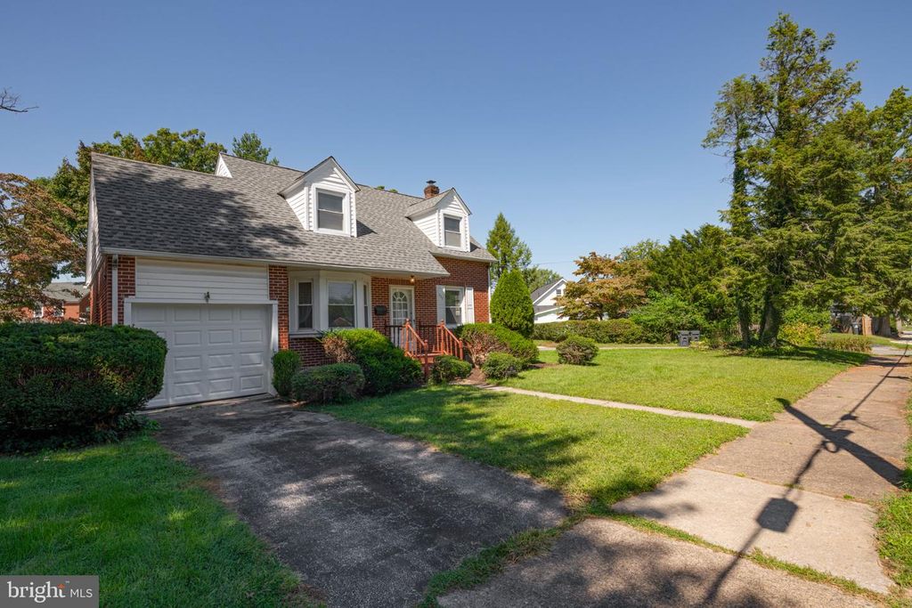 117 MANAVON ST, Phoenixville, PA 19460