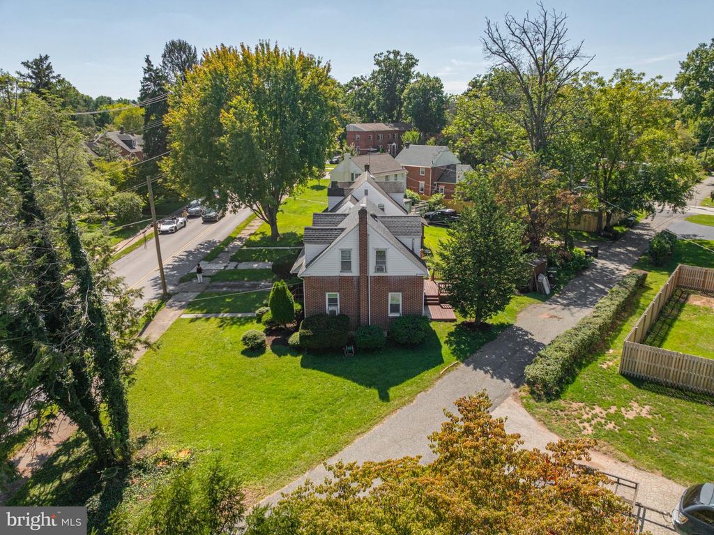 117 MANAVON ST, PHOENIXVILLE, PA 19460 — photo 4