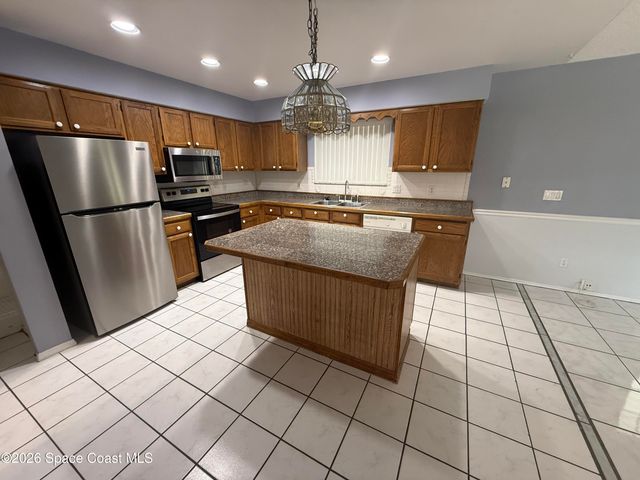 1506 Heartwellville Street NW, Palm Bay, FL 32907