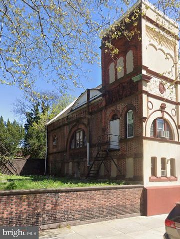 1545 W JEFFERSON ST, Philadelphia, PA 19121