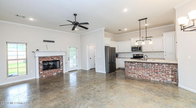 508 Fairway Avenue, Byram, MS 39272