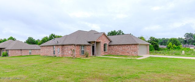 508 Fairway Avenue, Byram, MS 39272