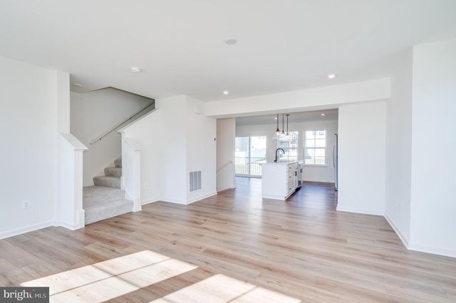 115 TUXFORD RD, Falling Waters, WV 25419