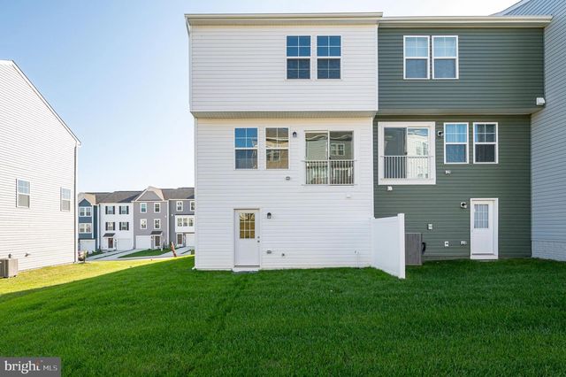 115 TUXFORD RD, Falling Waters, WV 25419