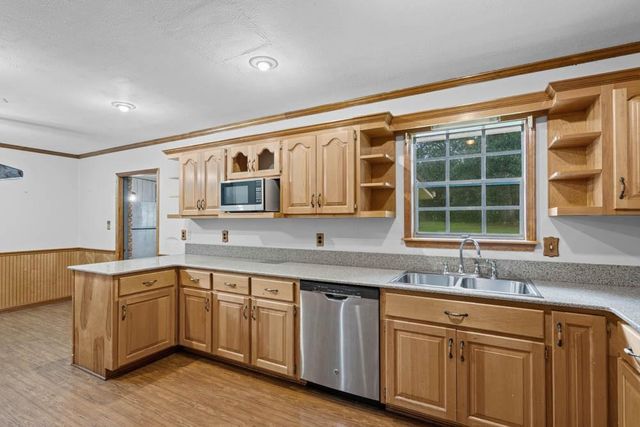 13285 Crest Drive, Grand Bay, AL 36541