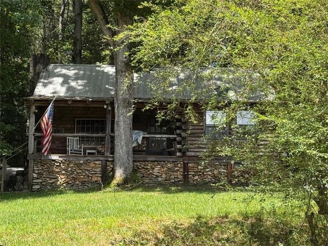 1593 Blackberry Mountain Rd, Ellijay, GA 30536