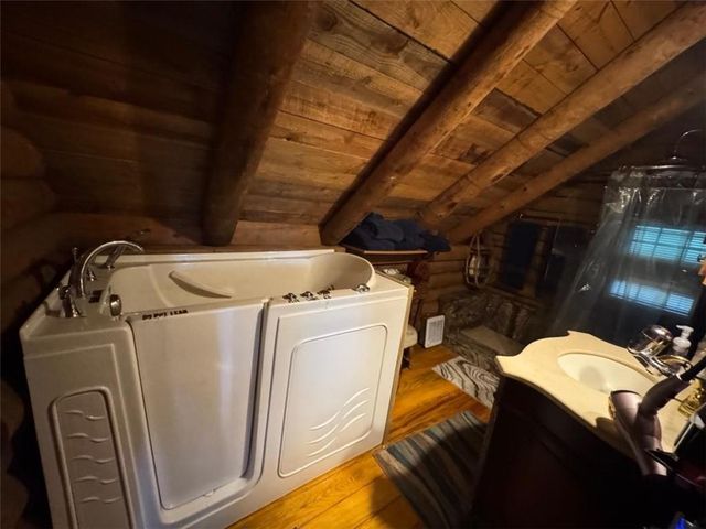 1593 Blackberry Mountain Rd, Ellijay, GA 30536