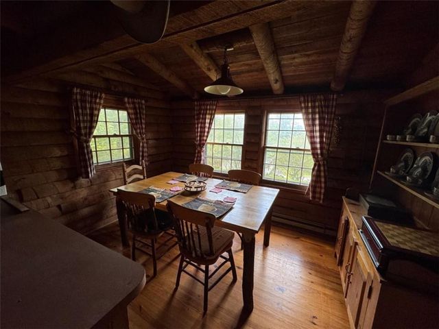 1593 Blackberry Mountain Rd, Ellijay, GA 30536