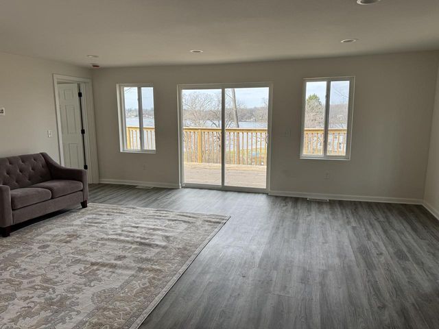 33312 Fairview COURT, Burlington, WI 53105