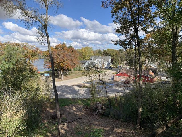 33312 Fairview COURT, Burlington, WI 53105