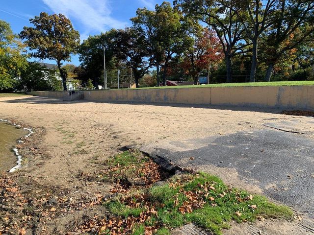 33312 Fairview COURT, Burlington, WI 53105