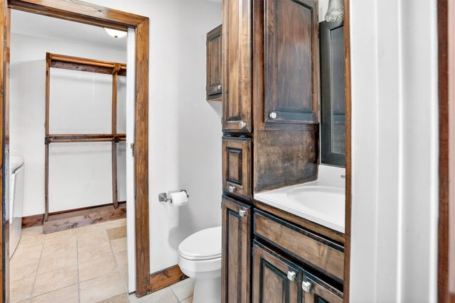 316 W Rucker Street, Granbury, TX 76048