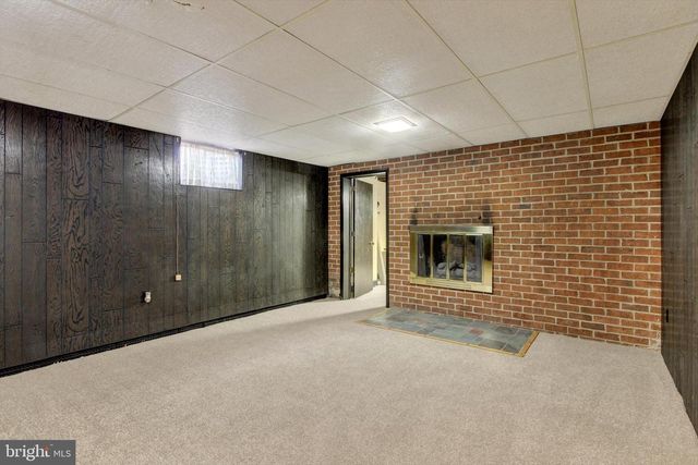 2217 EASTERN BLVD, York, PA 17402