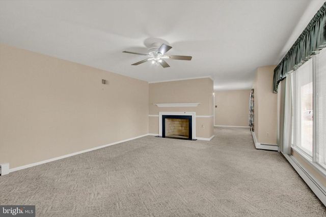 2217 EASTERN BLVD, York, PA 17402