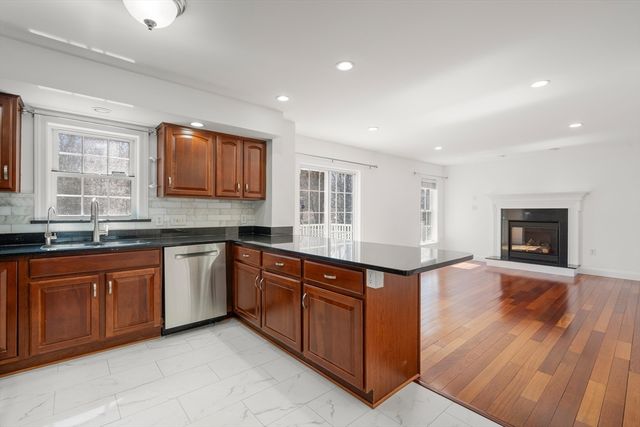 22 Westview Rd 22, Natick, MA 01760