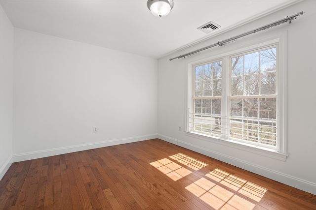 22 Westview Rd 22, Natick, MA 01760